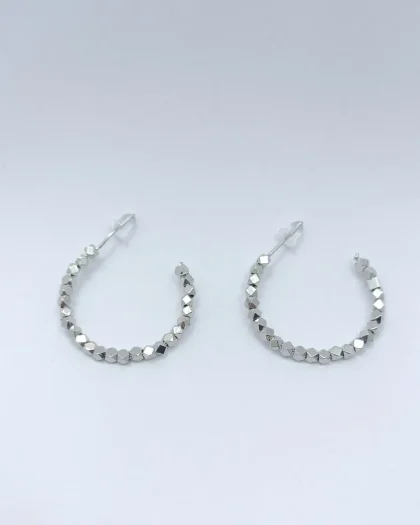 Çelik Silver Kare Küp Detaylı Halka Küpe
