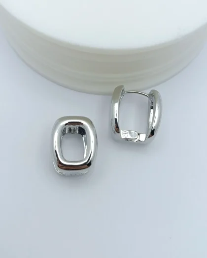 İçi Boş Oval Küpe