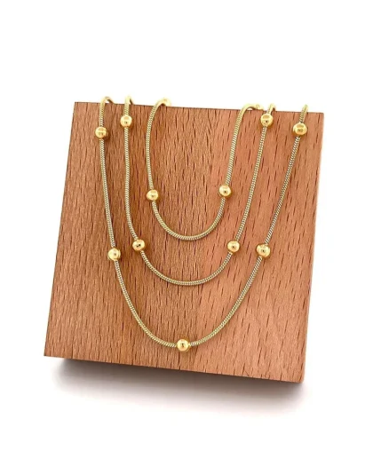 Gold Topçuklu Çelik Kolye
