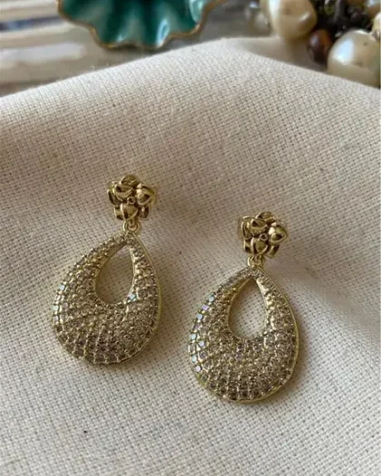 VIP 14K Çiçek Detaylı Damla Model Küpe